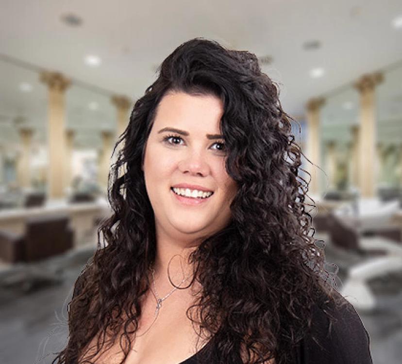 Tanja | Expert Hairstylistin & Stellvertretende Geschäftsführerin bei PerfectHair.ch