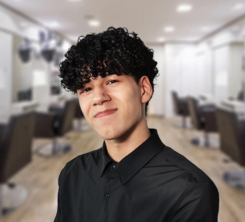 Julian | Hairstylist bei PerfectHair.ch