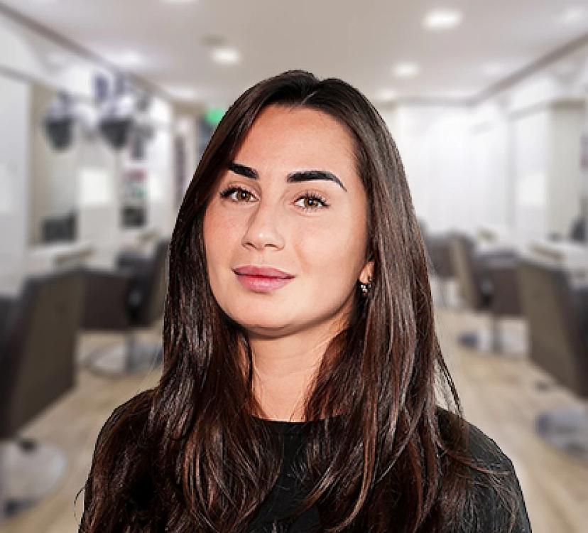 Saranda | Expert Hairstylistin bei PerfectHair.ch