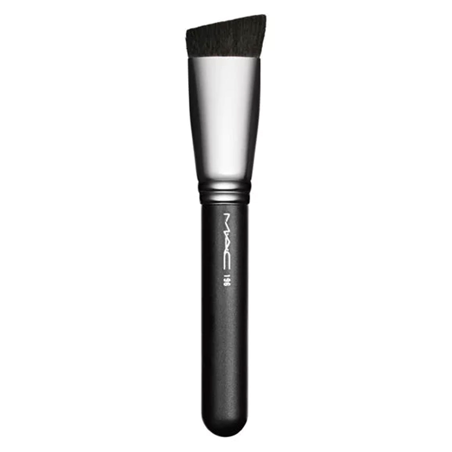 Product image from M·A·C Tools - Slanted Flat Top Foundation Brush 196
