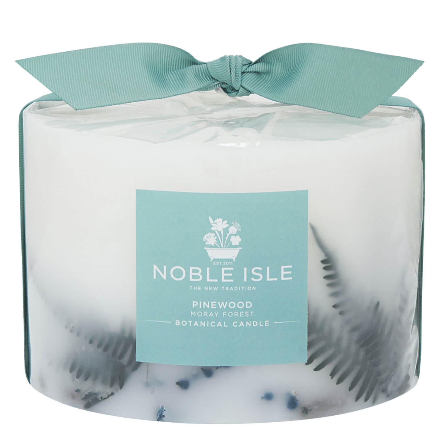 Noble Isle - Pinewood Botanical Candle